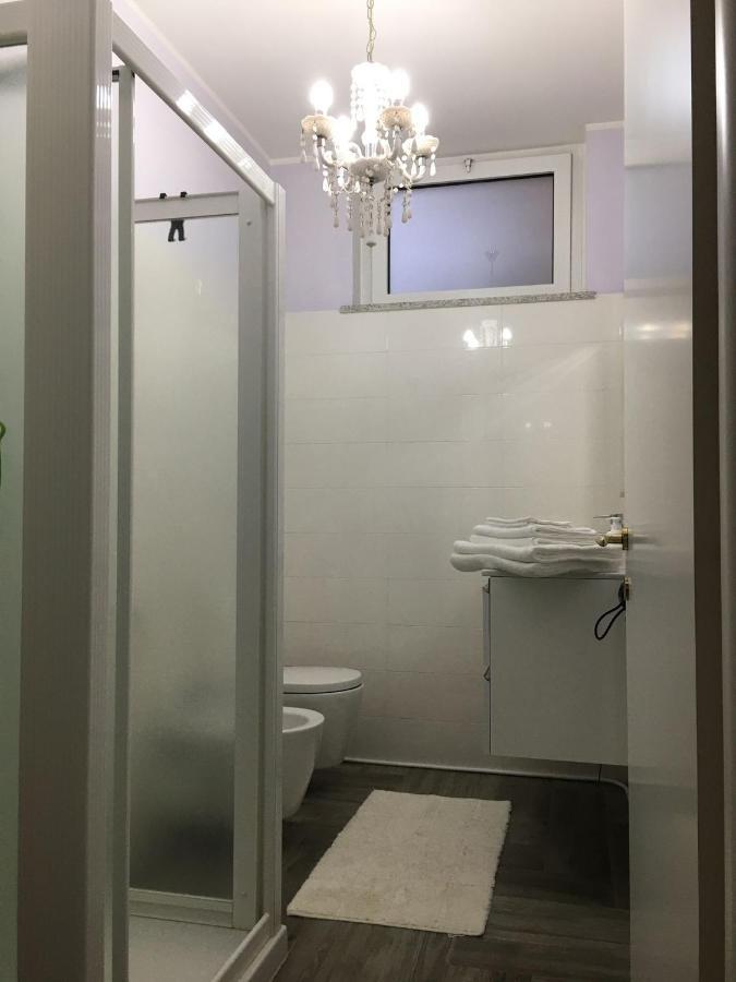 קולוניו מונצזה Appartamento Piccola Perla מראה חיצוני תמונה
